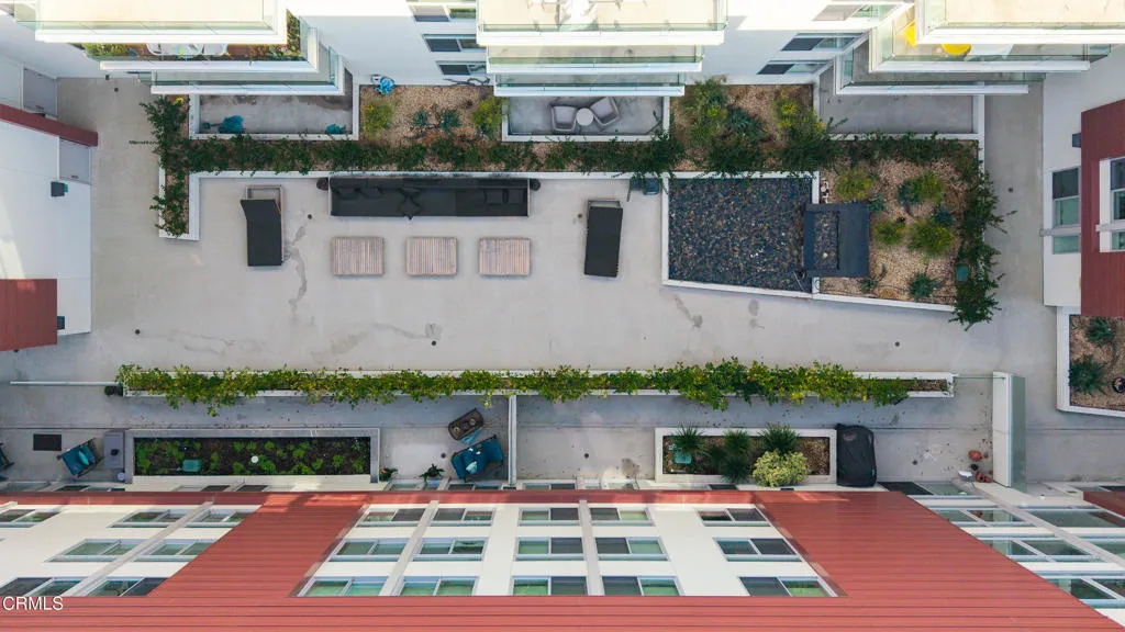 133 S Los Robles Avenue 510, Pasadena, California 91101 home-pic-28